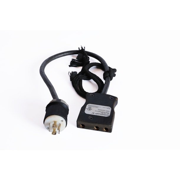 Twist lock adapter to 60amp Bates